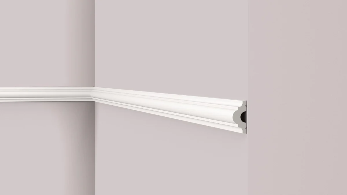 WL1 Plain Dado Rail 2.0m x 18mm x 38mm Polymer - Image 2